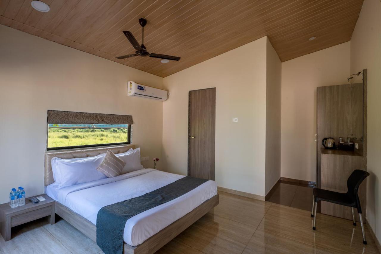 Hillrock Resort & Villas, Neral-Karjat Exterior photo